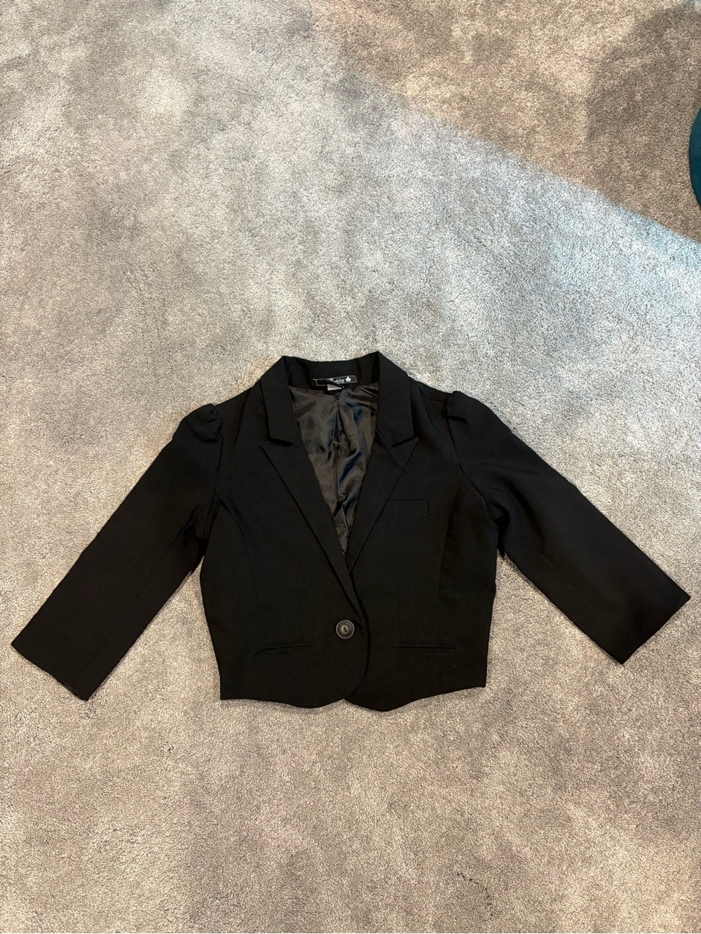 Black Women's Cropped Blazer Jacket